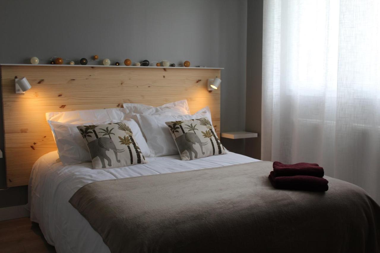 Le Pre Du Buis Bed & Breakfast Yvre-l'Eveque ภายนอก รูปภาพ
